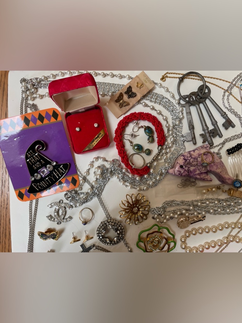 Costume Jewelry Lot 5 - Avon, Earrings, Necklaces + Brooches - Picture 2 of 7
